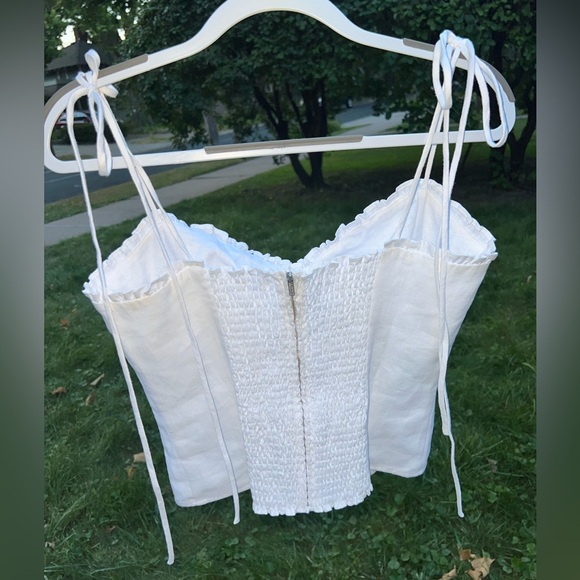 ⚪️🦢Novena Linen Top by Reformation in Ivory / White | Size 10 - Picture 7 of 17